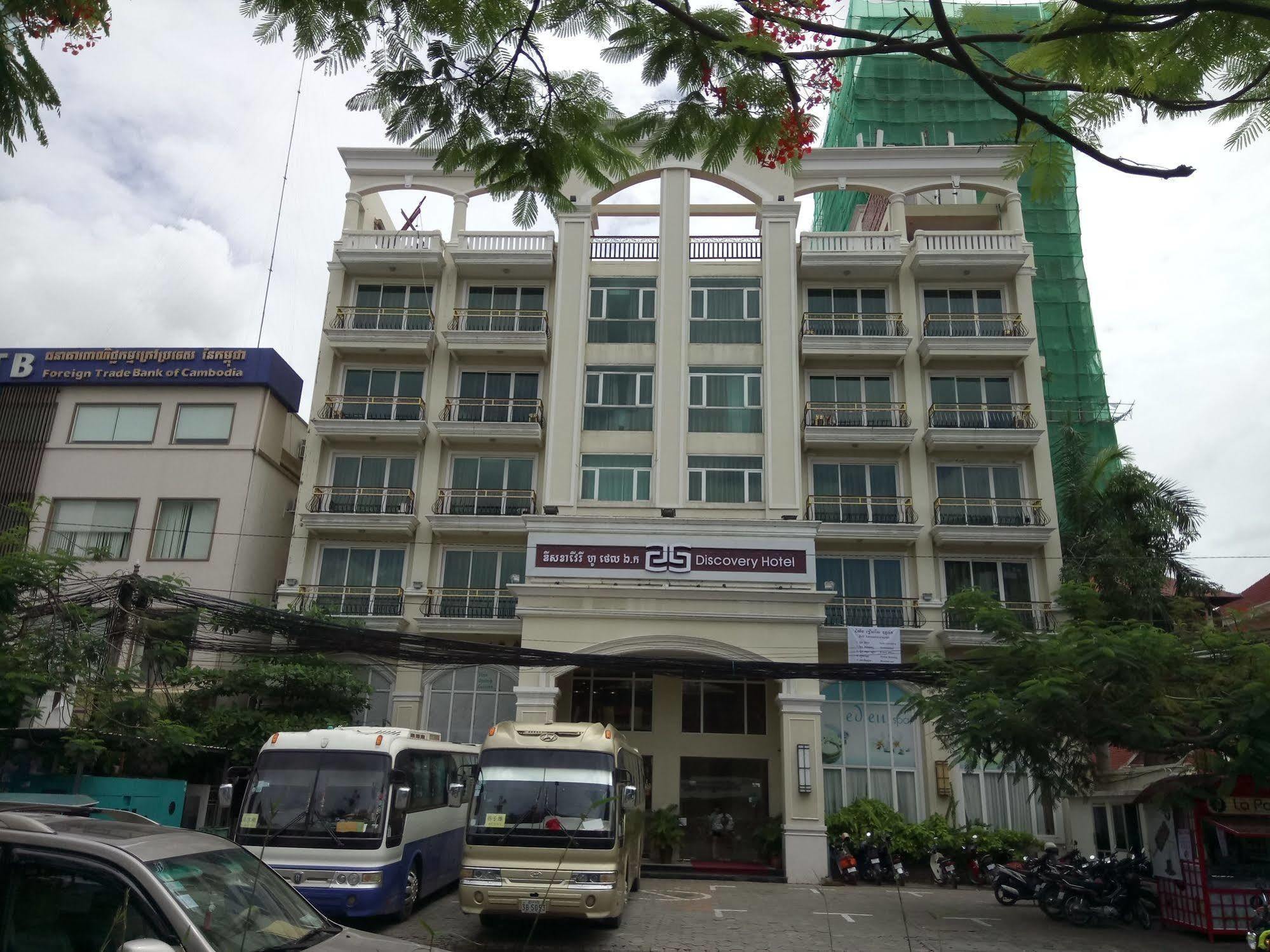 Discovery Hotel Phnom Penh Exteriör bild