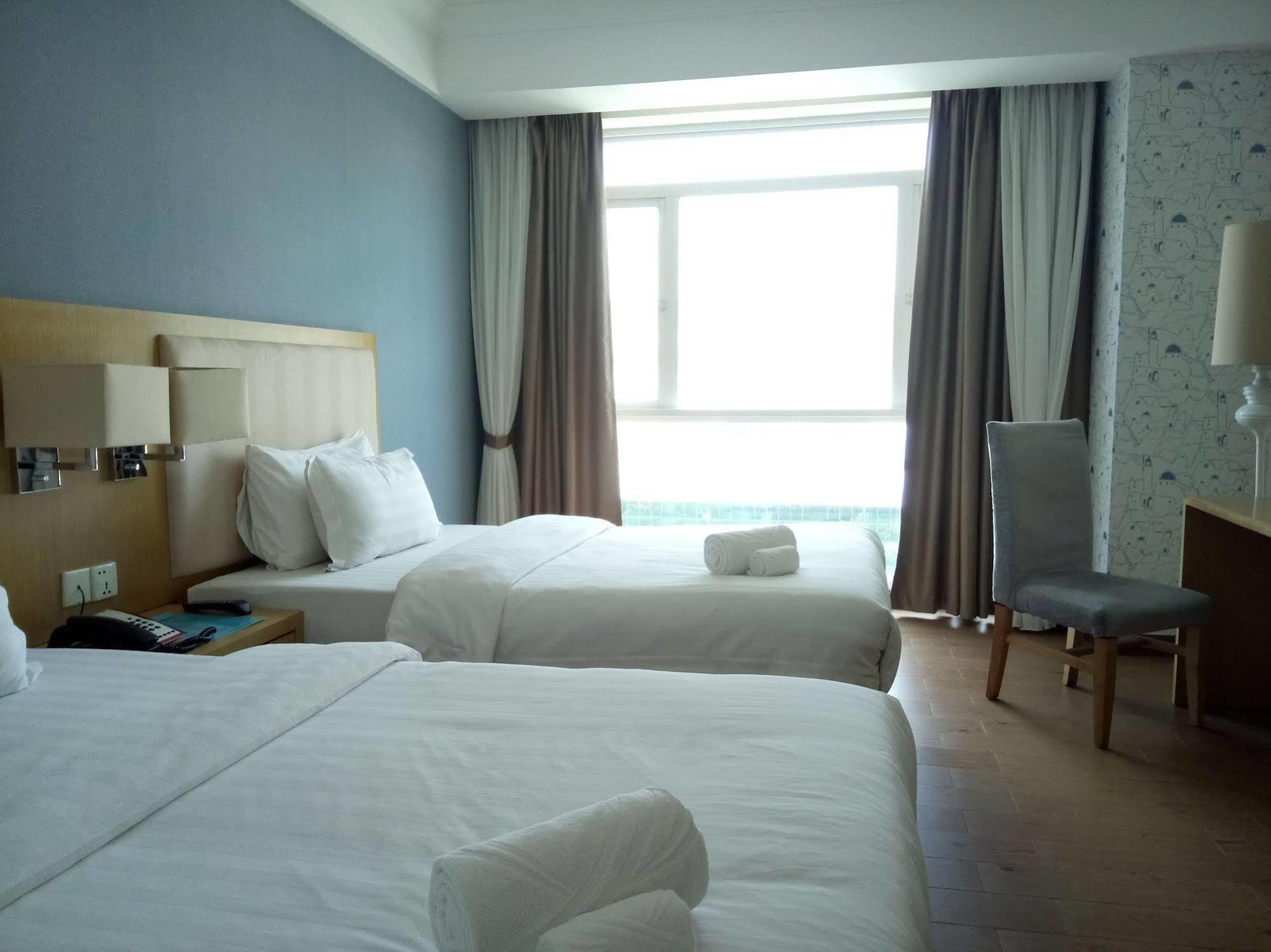 Discovery Hotel Phnom Penh Exteriör bild
